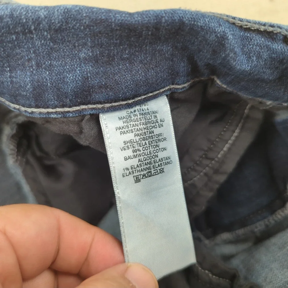 True Religion Jeans Mens 36x32 Blue Rocco Relaxed Skinny Dark Wash